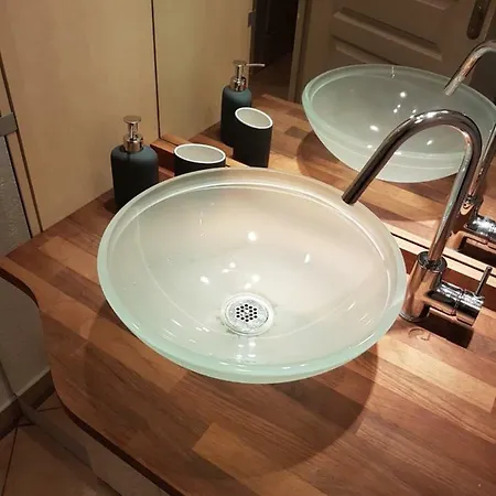 Luxury Central Apartment